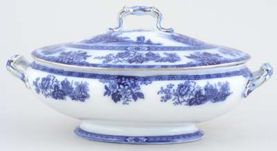 Vegetable Dish with Cover c1903